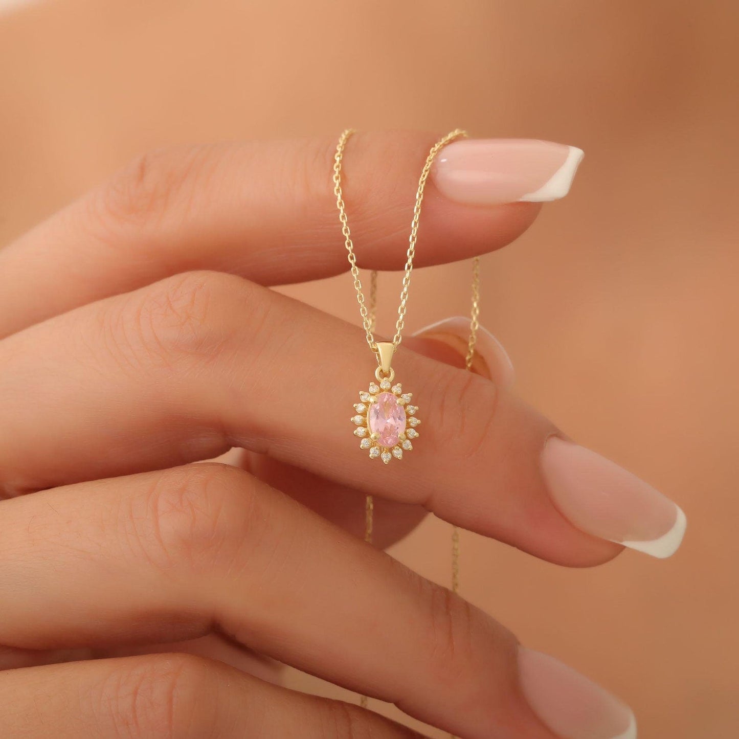 Romantic Gold Necklace | Støtt brystkreft