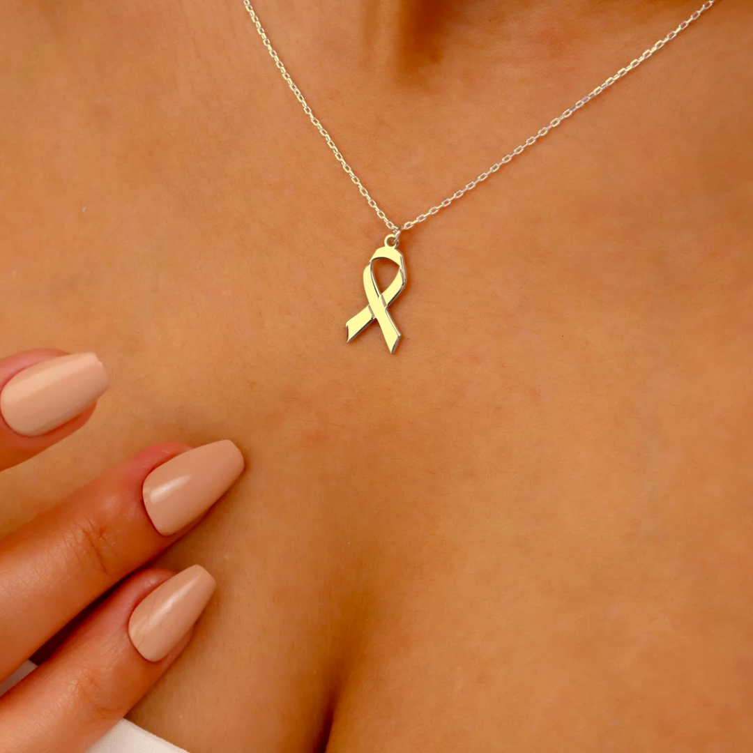 Strength Symbol Necklace | Støtte Brystkreft