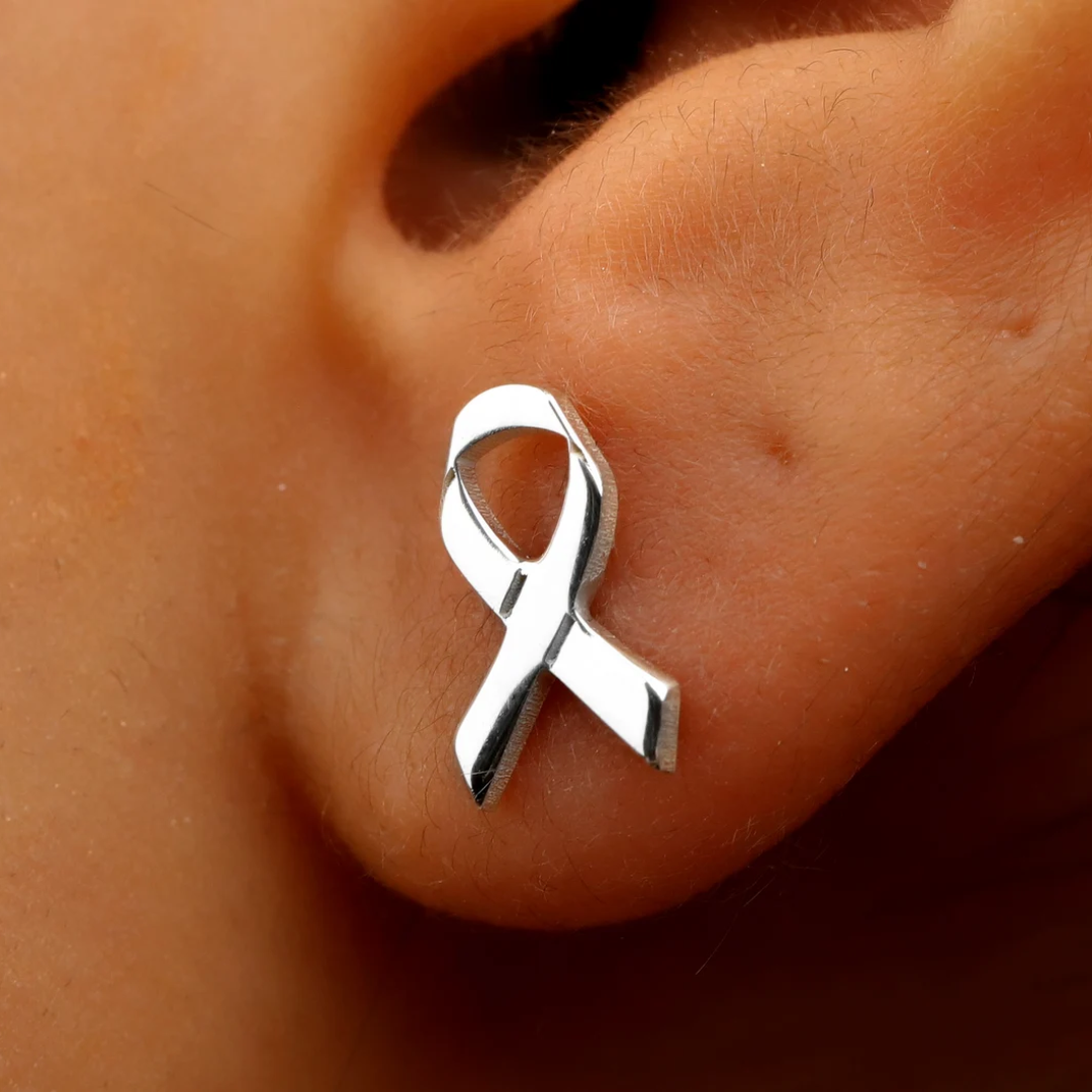Ribbon Stud Earrings | Støtt brystkreft