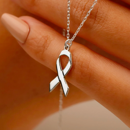 Strength Symbol Necklace | Støtte Brystkreft