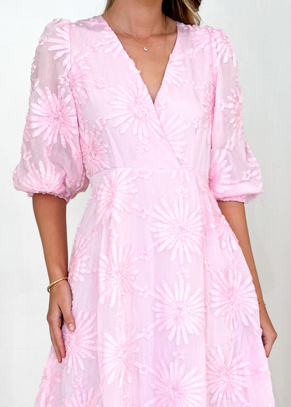 Floral Embrace Dress | Støtt brystkreft
