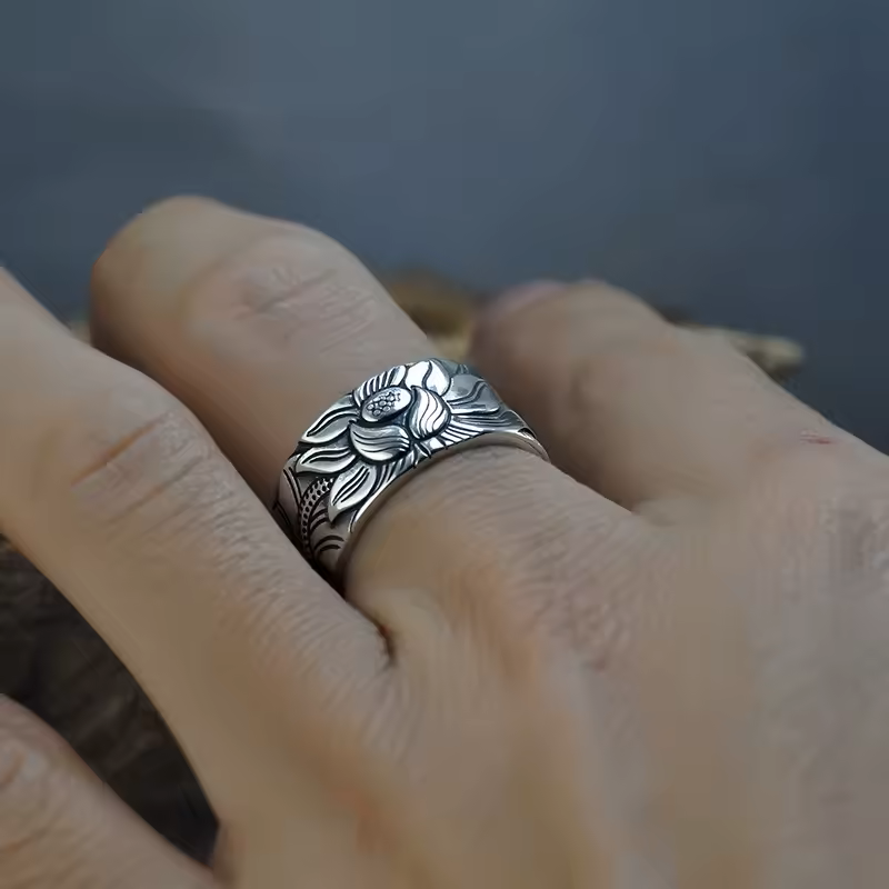 Tranquil Lotus Ring | Støtt brystkreft