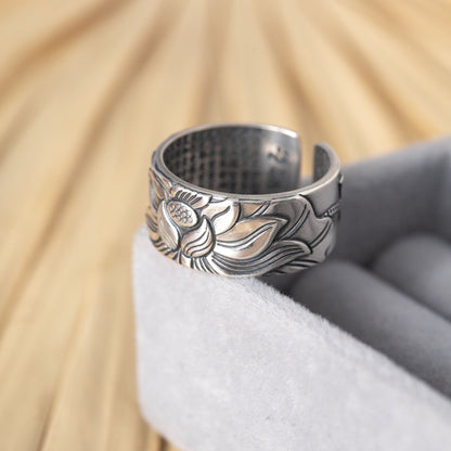 Tranquil Lotus Ring | Støtt brystkreft