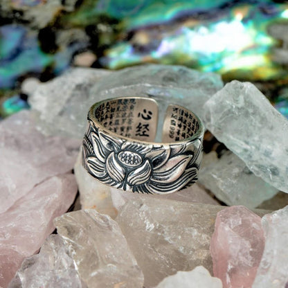 Tranquil Lotus Ring | Støtt brystkreft